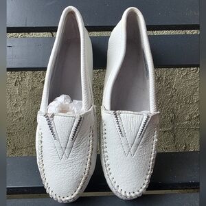 NIB Women's Deerskin Gore Front Mocassins‎ Sz 6WWW